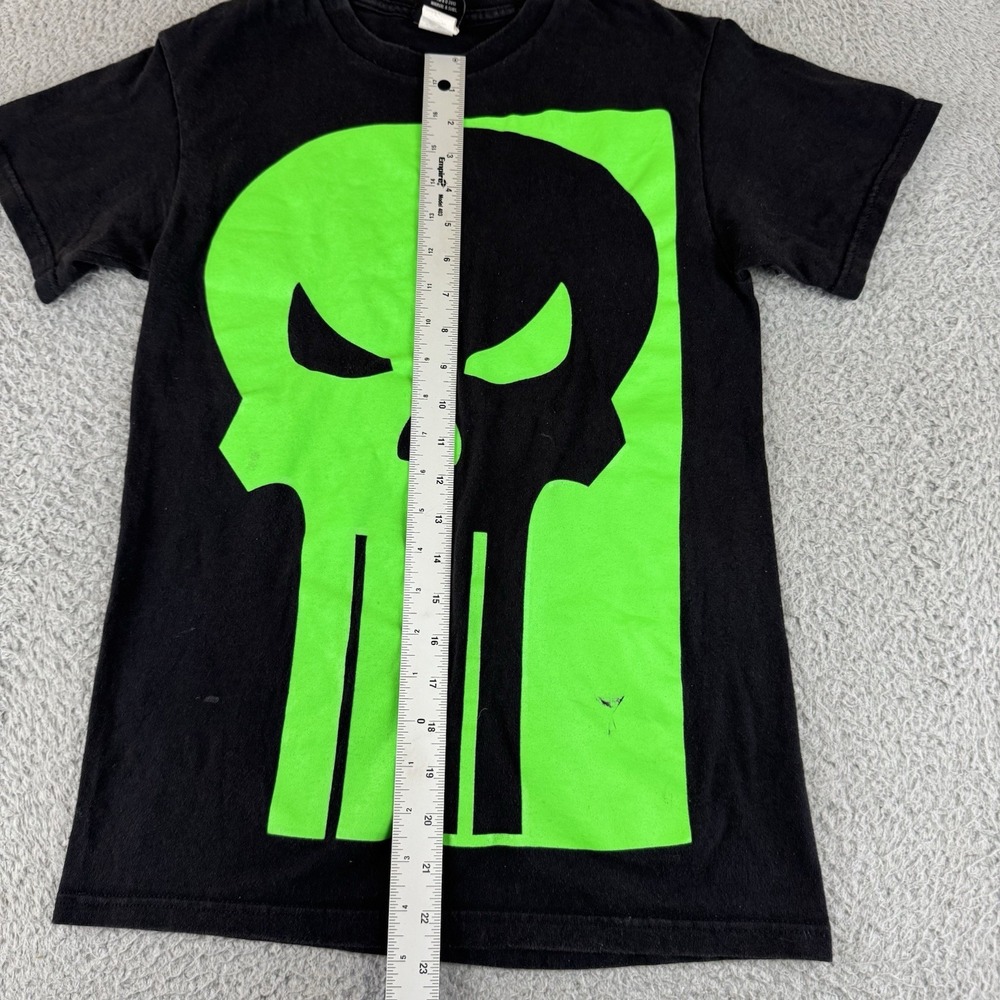 The Punisher Shirt Small Marvel Comics Green Mad Engine Green Short‎ Sleeve Y2K - Picture 7 of 10